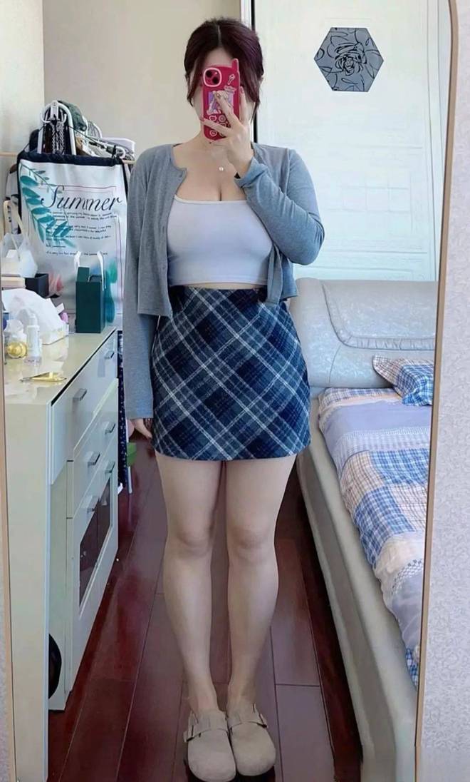 红！丰腴身材适合做女朋友啊麻将胡了电子游戏极品微胖网(图4)
