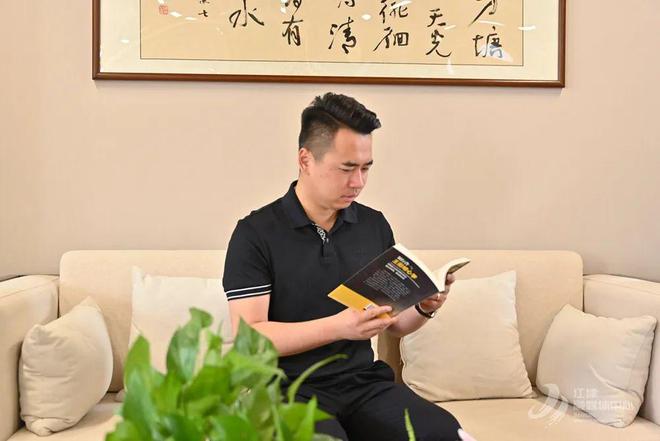 味 匠心熬就“味滋香”麻将胡了2一勺底料烹百(图7)