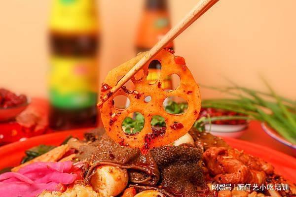 底、酱料核心技术普通人也能掌握！麻将胡了麻辣烫的绝密配方！揭秘汤(图4)